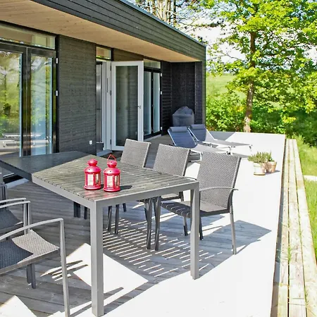 4 Bedroom Stunning In * Knebel