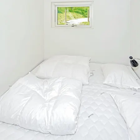 4 Bedroom Stunning In Knebel