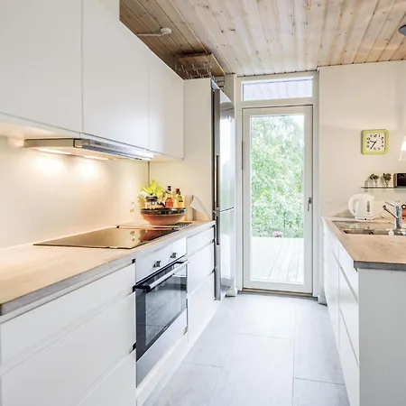 4 Bedroom Stunning In * Knebel